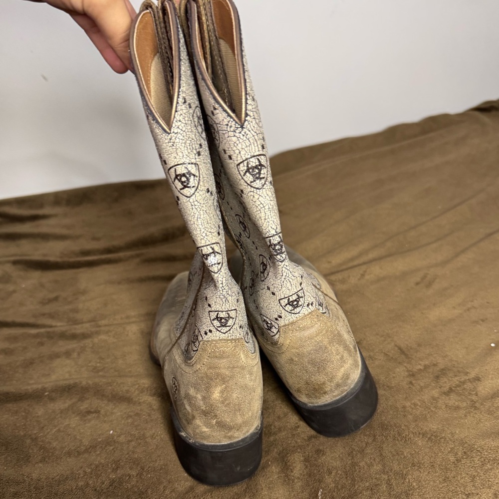 Western boots - Picture 3 of 5